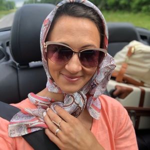 Meet your Posher, Hannah